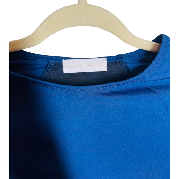 House of Harlow electric blue cropped workout top - Picture 2 of 4